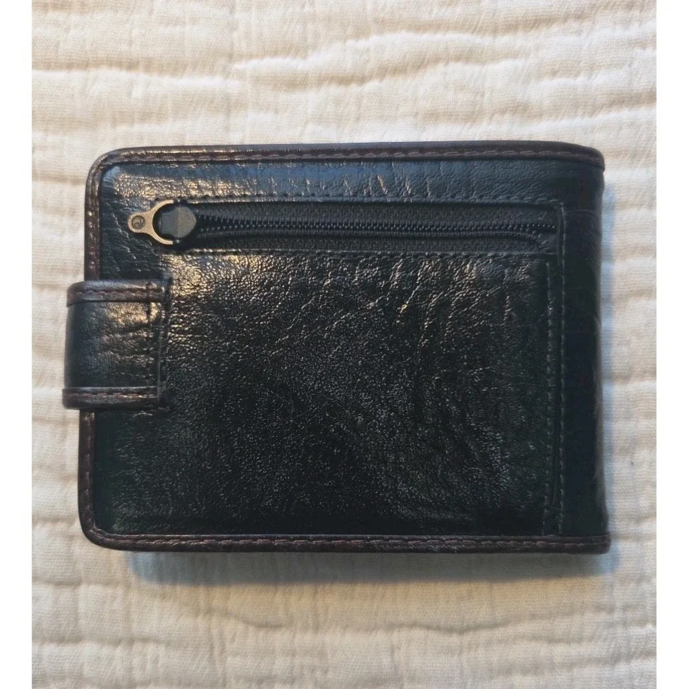 Tonin couro Brown Brass Studs Leather Men's tri fold fully Lined wallet.